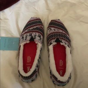 TOMS shoes